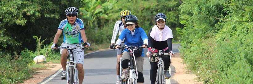 Galle: All Inclusive City & Fort Guided Cycling tour - The guide and language question