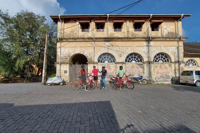 Galle Fort and City Cycling Tour - Choice of E-Bike or Manual - Flag Rock Bastion and the working harbor
