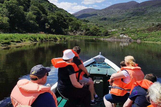 Gap of Dunloe Cycle (Boat transport) - The Meeting of the Waters and its ten-minute walk