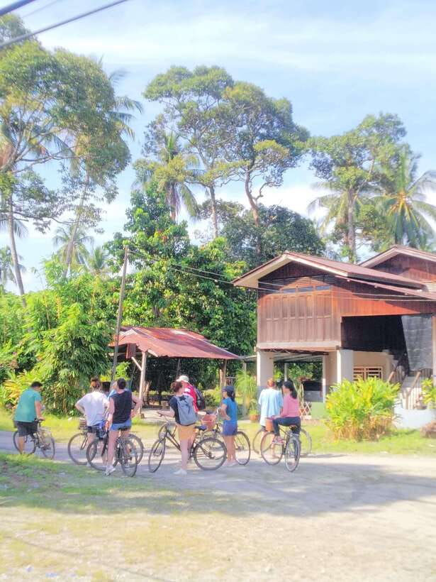 George Town, Penang: Malay Countryside Cycling - The secret stop and welcome refreshments
