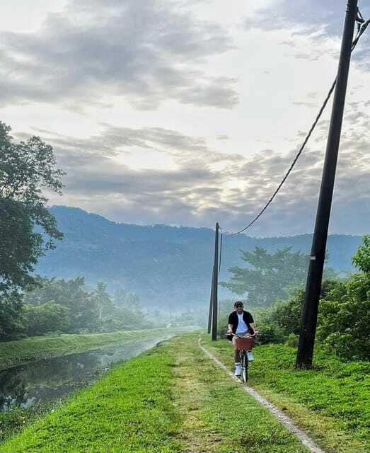 George Town, Penang: Malay Countryside Cycling - The goat farm and animal stop