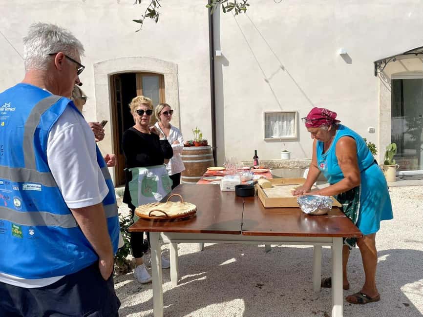 Gioia: E-Bike Ride and Cooking Class in Countryside - The tasting meal and local products
