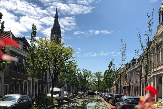 Go cycling through Delft! Culturally relaxed with a professional guide! - Why Delft works so well by bicycle