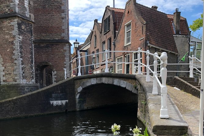 Go cycling through Delft! Culturally relaxed with a professional guide! - Starting at Fietsplus Delft