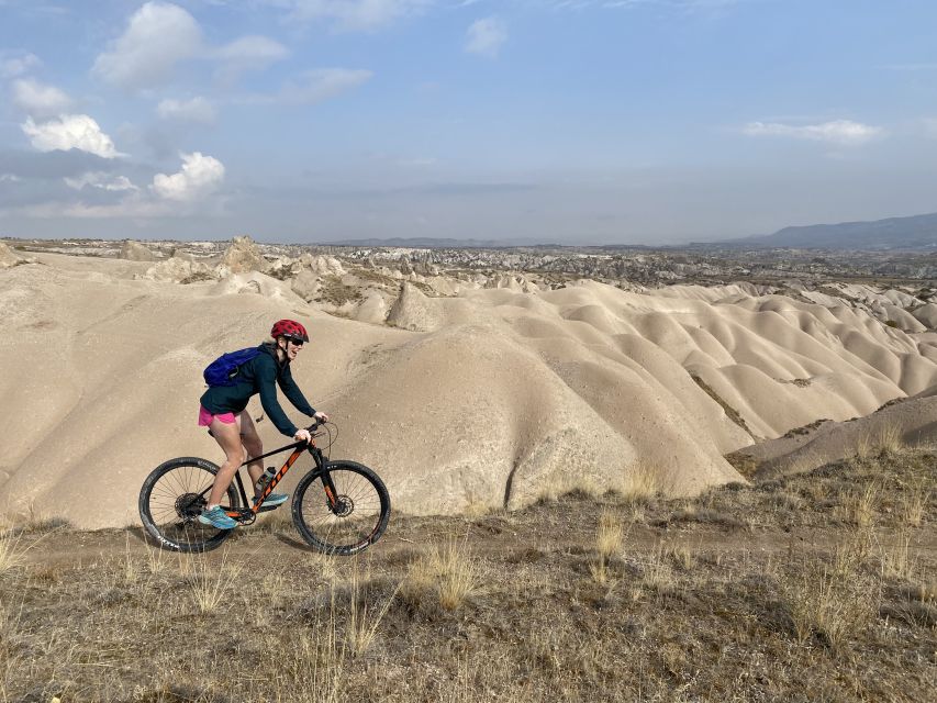 Göreme: Mountain Bike Day Rental in Cappadocia - Picking up the bike and planning your route