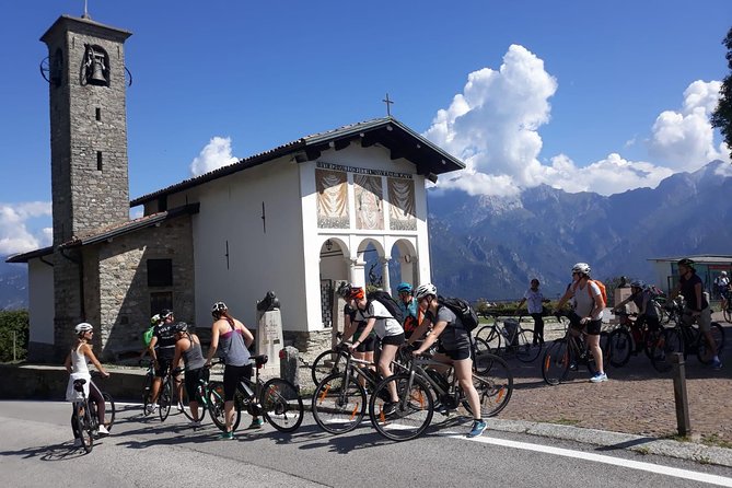 Group Bike Tour: Onno & Ghisallino (E-bikes and Road bikes) - Leaving Bellagio for Valbrona