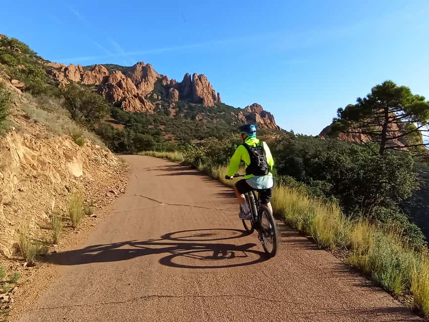 Guided electric mountain bike tour of the Estérel Massif - Key points at a glance