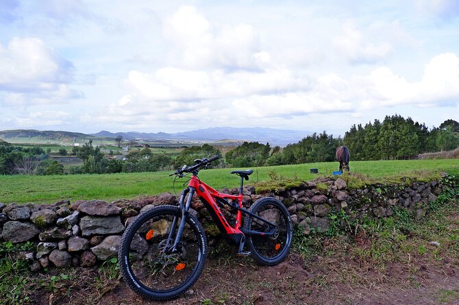 Guided Electric Mountain bike Tour Ribeira Grande - How the guides shape the experience