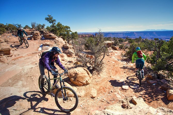 Guided Mountain Biking Tour (Intermediate) in Moab - Meeting in Moab and planning your half day