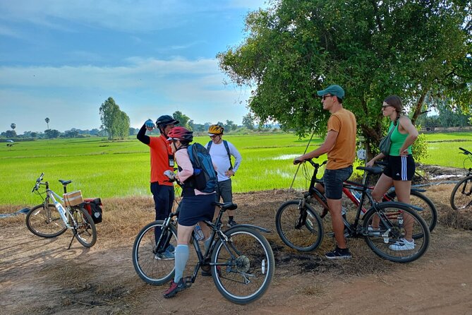 Half Day Countryside Cycling in Sukhothai - Following the irrigation canal to the furniture workshop