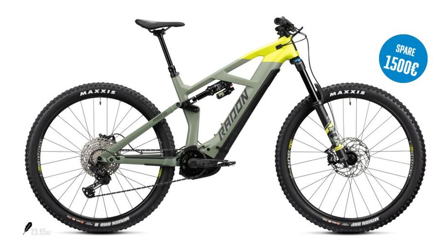 Half-Day Cross-Country Mountain Biking in Madeira - Getting set up with a Transition Sentinel