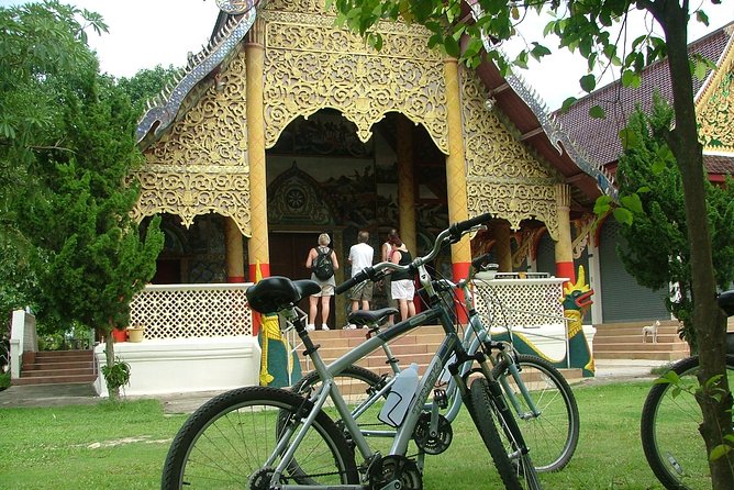 Half-Day Lanna Countryside Cycling Tour in Chiang Mai - Lunch, water, and the practical comforts