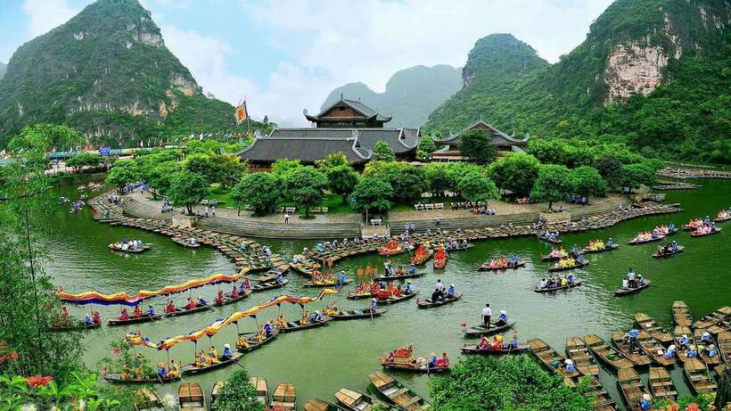 Hanoi:Ninh Binh-Trang An-Mua Cave-Hoa Lu&Cycling BEST SELLER - Adding Mua Cave and Lying Dragon Mountain