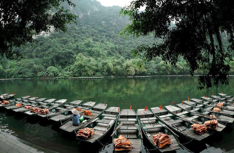 Hanoi:Ninh Binh-Trang An-Mua Cave-Hoa Lu&Cycling BEST SELLER - Who Should Book This Ninh Binh Tour?