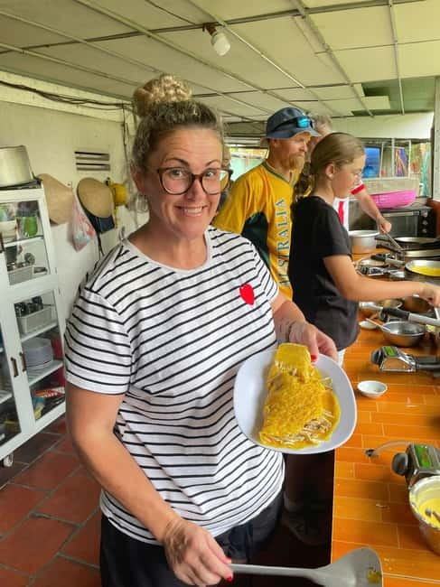 HCM: Cai Be & Mekong Delta - Local Village, Cycling, Cooking - Workshops, fruit, and the first taste of local life