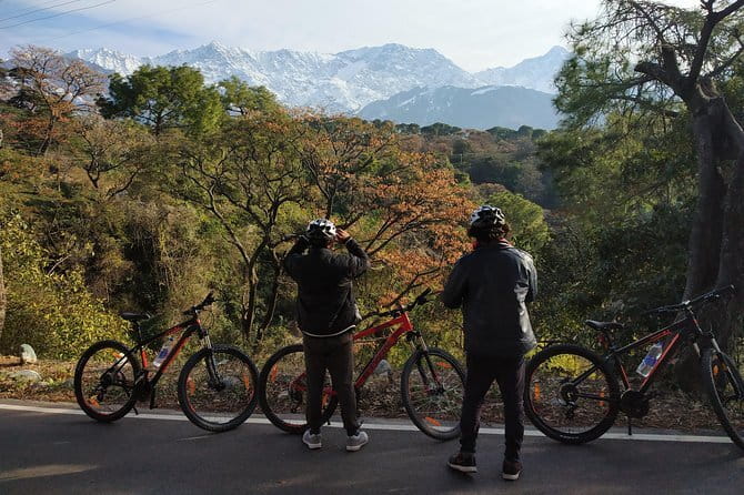hilloferry - a guided cycling tour - Heading into the hills around Dharamsala