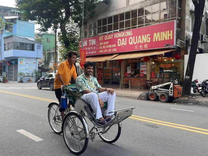 Ho Chi Minh City Sightseeing Panoramic Cycling Tour By Cyclo - Choosing Between One, Two, Three, and Four Hours