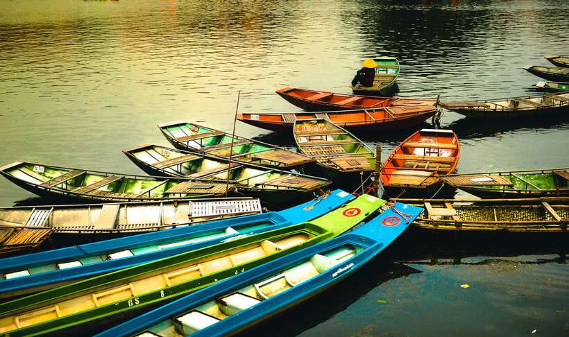 Hoa Lư and Tam Cốc with Bike Ride and Family Visit - From Hanoi to Ninh Binh by limousine bus