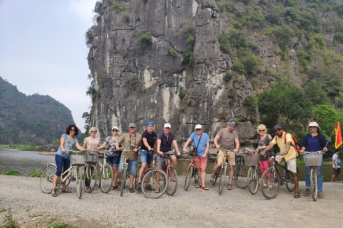 Hoa Lu - Tam Coc - Mua Cave 1 Day with Cycling, Hiking, Lunch - Cycling through Tam Coc village