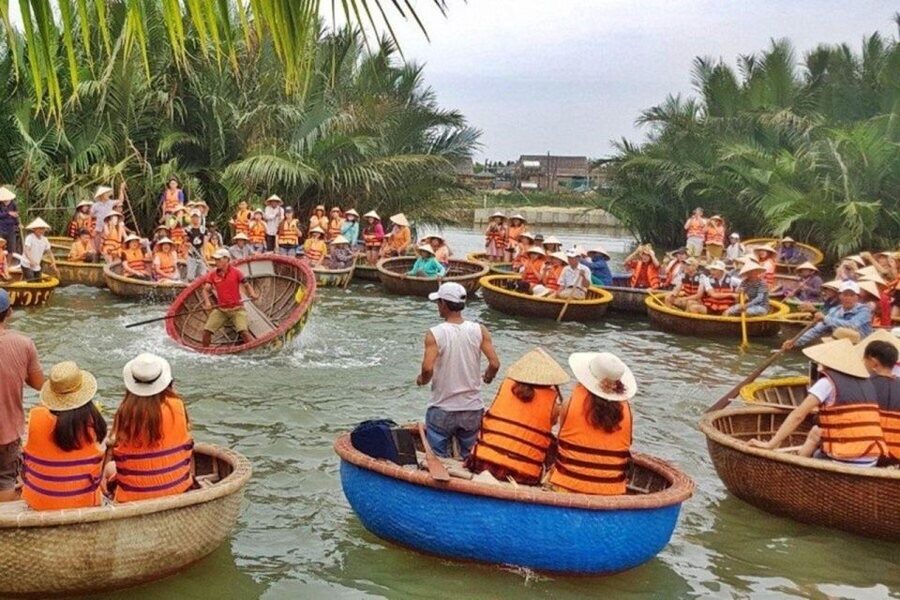Hoi An Countryside Bike Tour & Basket Boat Ride - The meal at the end of the ride