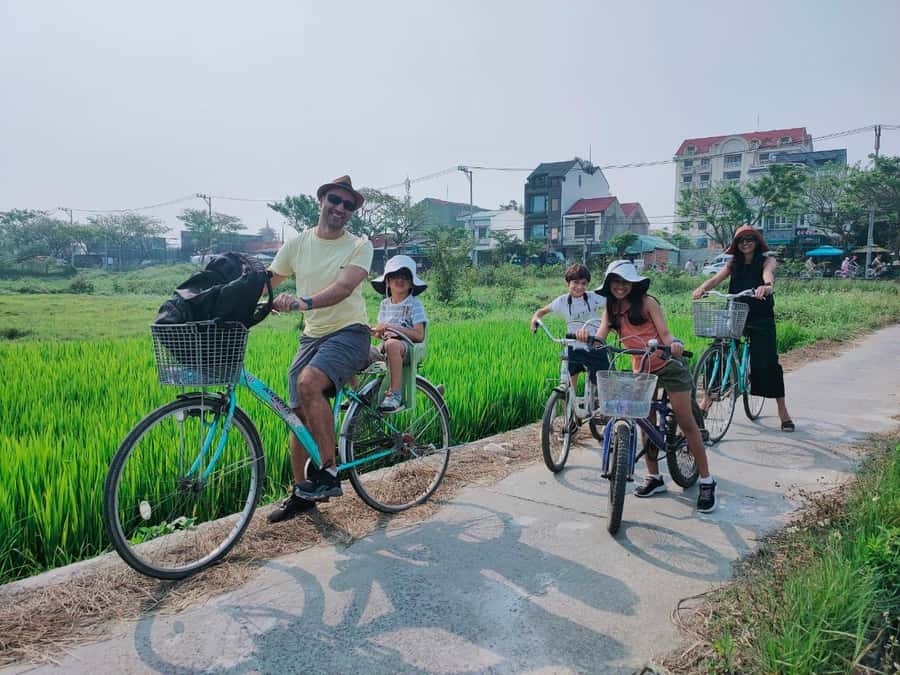 Hoi An: Countryside by Cycling, Buffalo Riding & Do Farming - A round bamboo boat through Cam Thanh