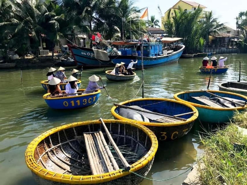 Hoi An: Countryside by Cycling &Traditional Basket Boat Ride - Fishing with a local farmer