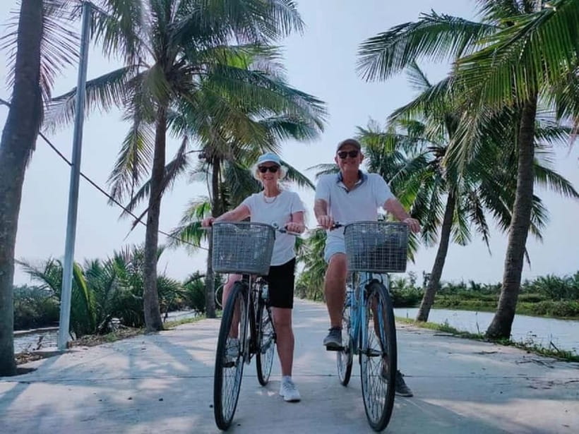 Hoi An: Countryside by Cycling &Traditional Basket Boat Ride - The farmer’s house meal