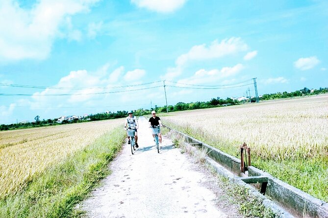 Hoi An countryside cycling tour - Guides who shape the experience