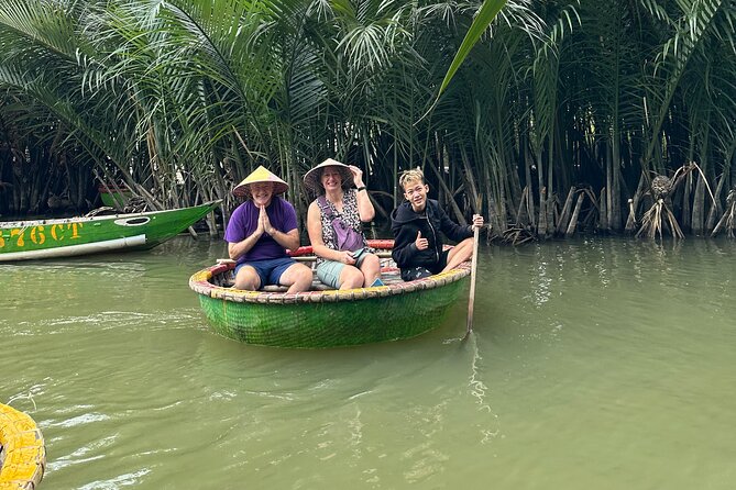 Hoi An countryside cycling Tour,Basket Boat-organic farming-lunch - A Vietnamese lunch after the morning’s activity