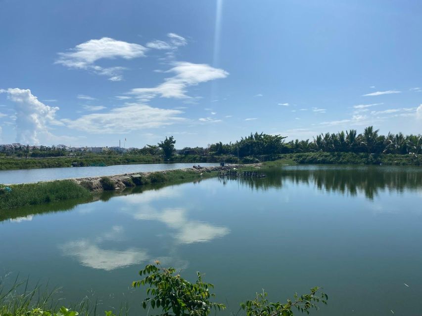 Hoi An: Rural Cycling Tour to Village with Basket Boat Ride - Tra Que Vegetable Village and hands-on farming