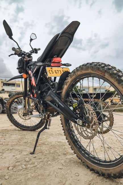 Ibiza: SURRON E-Bike Excursion Through Nature - Playa d’en Bossa and the possible swim stop
