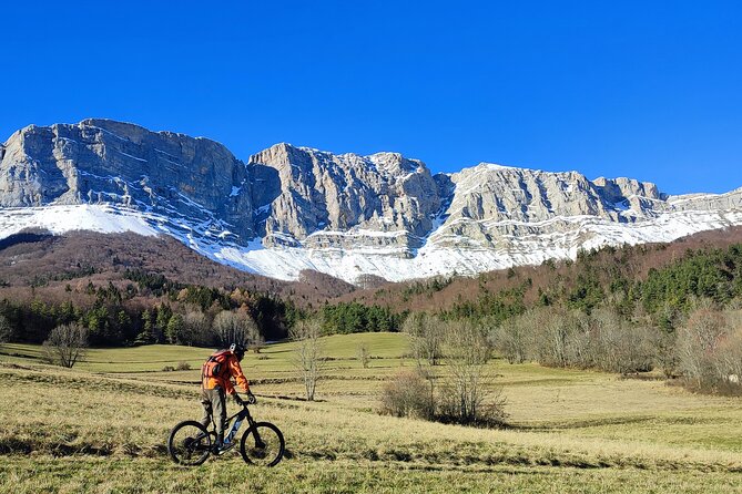 Immersive mountain bike adventure around Mont-Aiguille (Vercors) - Practical preparation for six hours outside