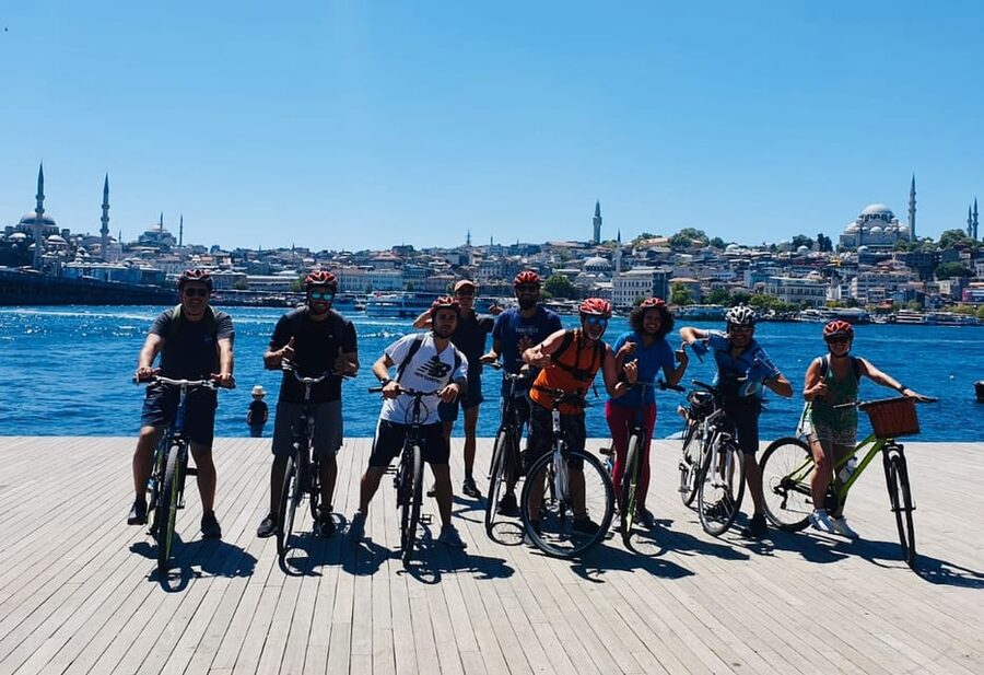 Istanbul: Eurasia Bike & Boat Half-Day Tour - Moda offers a short but useful rest