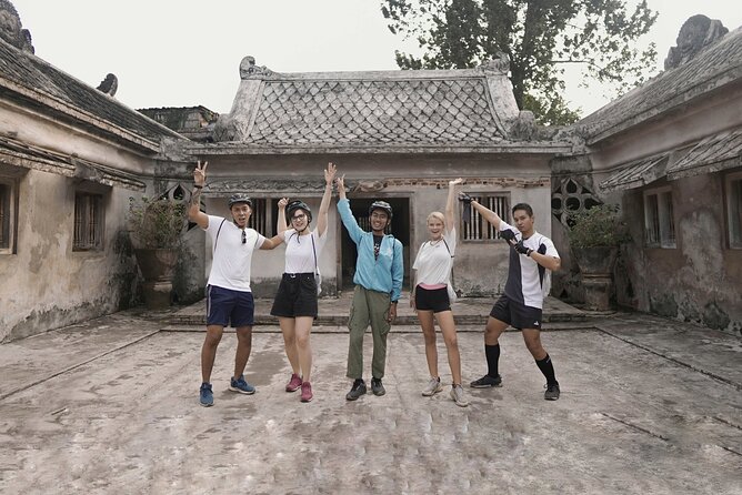 Jogja Hidden Gems - Cycling Tour - A Chinese temple and Yogyakarta’s mixed identity