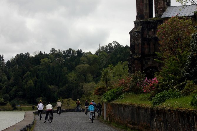 Kayaking and Mountain Biking in Furnas - Should you book kayaking and biking in Furnas?
