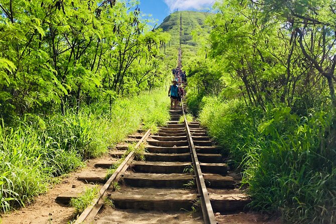 Koko Head E-Bike Ride and Hike Tour - The payoff at the top
