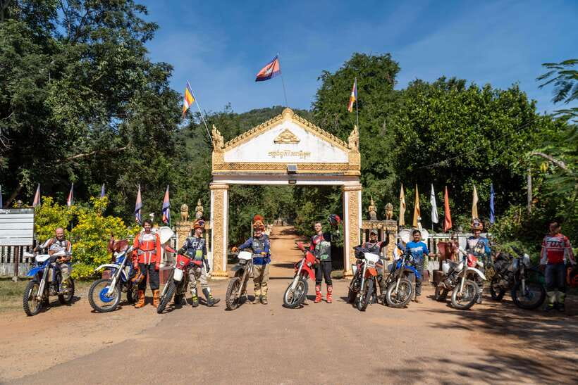 Krong Siem Reap: Kulen Mountain Trails Dirt Bike Adventure - Cooling off at Kulen Waterfall
