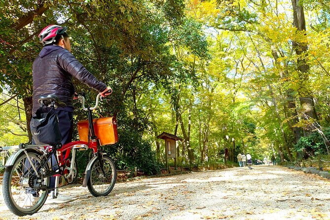 Kyoto: Higashiyama Slow Cycling Tour along the quiet waterfront - Keage Incline and the Lake Biwa Canal route
