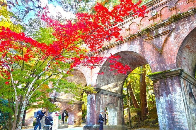 Kyoto: Higashiyama Slow Cycling Tour along the quiet waterfront - Starting at Demachiyanagi Station