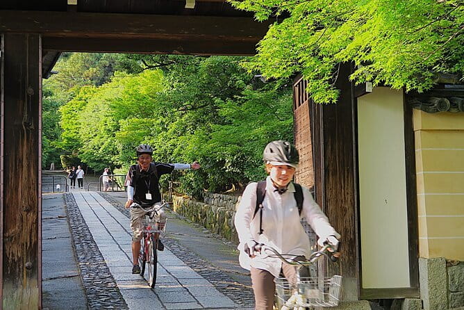 Kyoto Shogun Cycling Tour - Toji-in Temple and the quieter side of Kyoto