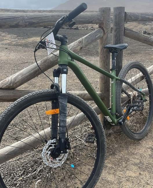 LA GRACIOSA: Bike rental MOUNTAIN BIKES - A $17 day on La Graciosa