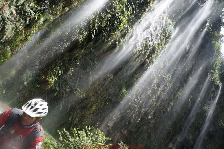 La Paz: Mountain Bike Down the World's Most Dangerous Road - Why Death Road is such a big La Paz adventure