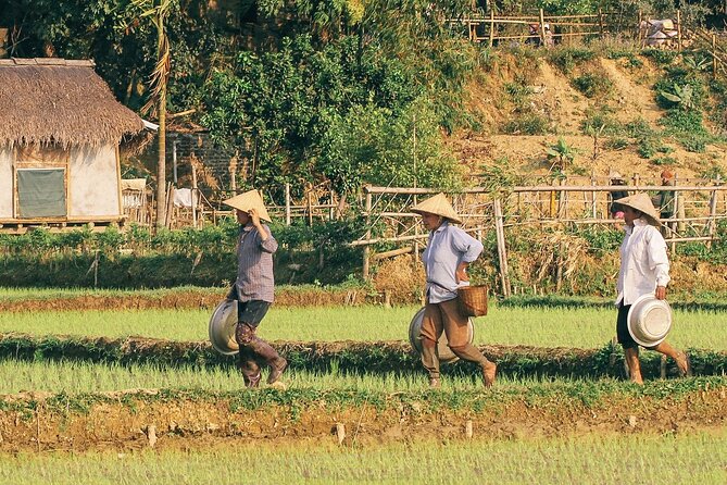 Mai Chau 1 Day: Cycle Through Peaceful Villages, Scenic Valleys - Thung Khe Pass and the first mountain views