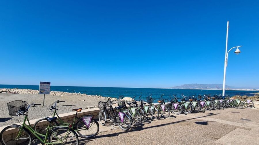 Malaga: City Bike Rental with Self-Guided Cycling Route - The west route to the Guadalhorce Nature Reserve