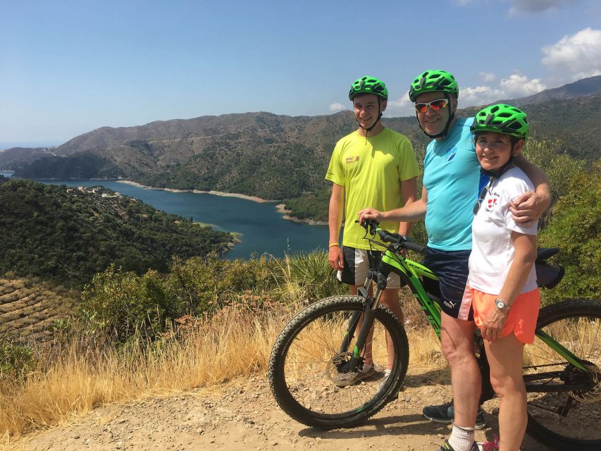 Marbella: E-Mountain Bike Explorer Tour - From Marbella Harbor to the Sierra Blanca Foothills