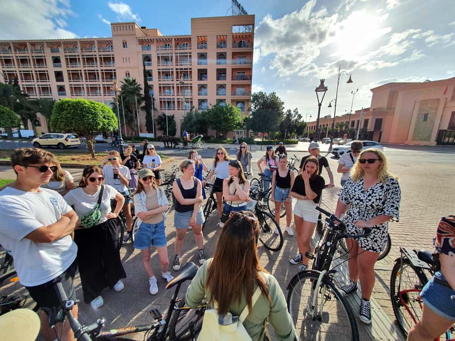 Marrakech:Guided City Cycling Tour - Culture, Colors & Charm - Why a bicycle is a smart way to see Marrakech