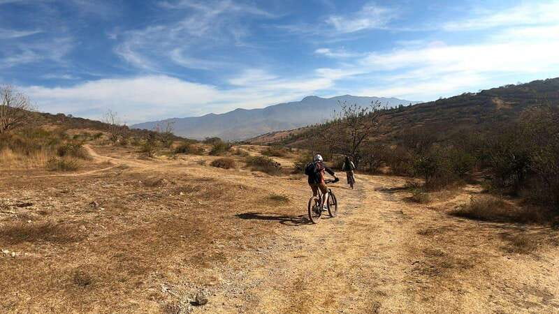 Monte Alban & Atzompa: MTB bike ride though local trails - A mountain-bike route with real sightseeing
