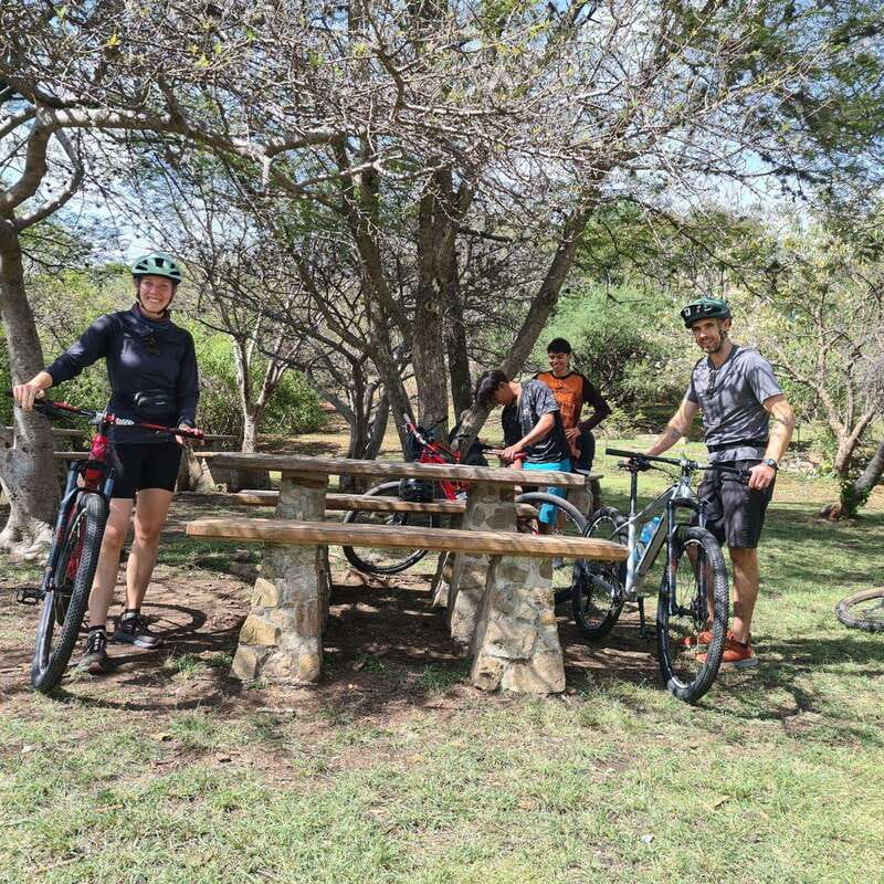 Monte Alban & Atzompa: MTB bike ride though local trails - Bikes, guide support, and group size