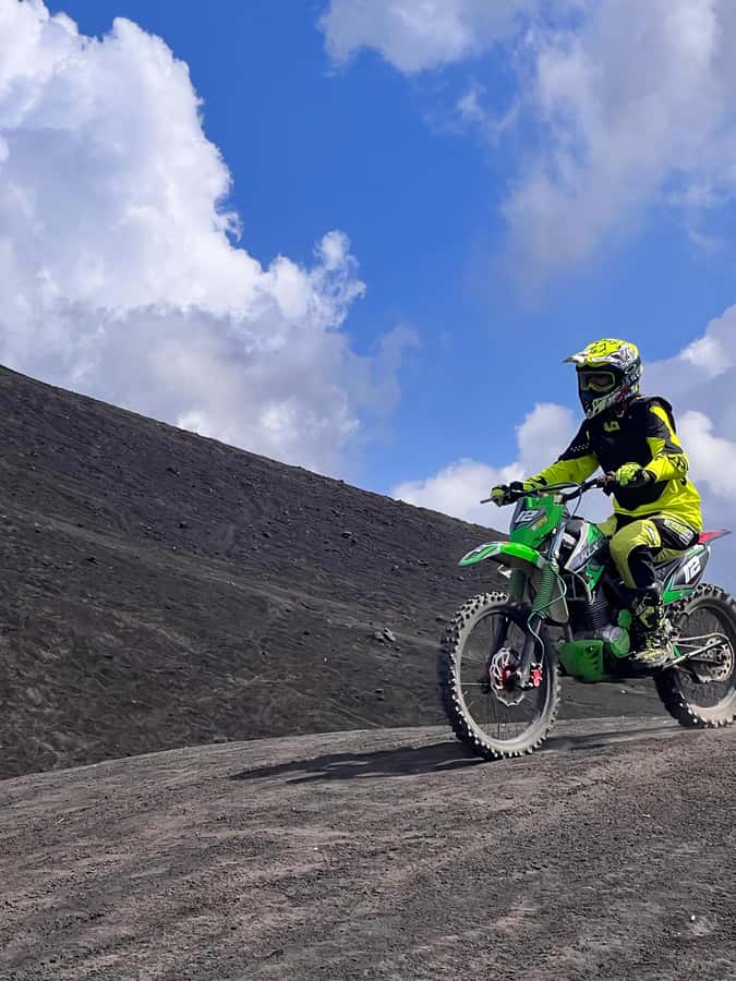 Mountain Batur Dirt Bike Adventure & Lunch - Three hours around Kintamani