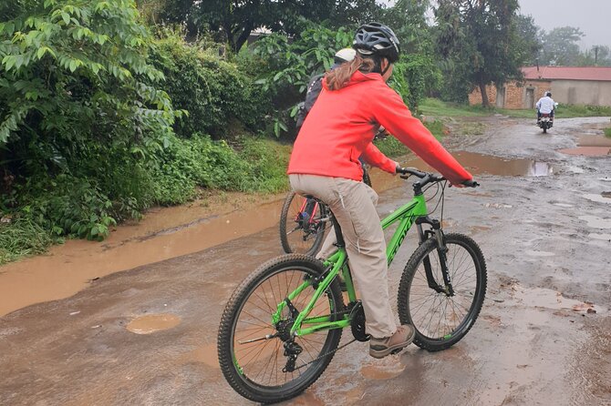 Mountain Bike Tour of the Foothills of Mount Meru - Why this short ride feels different from a city tour